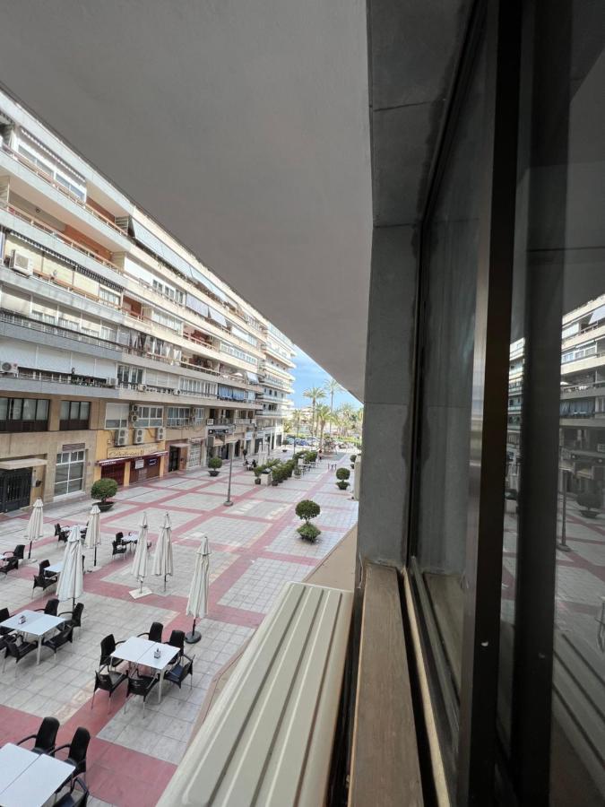 Pension La Parada Alicante Eksteriør billede